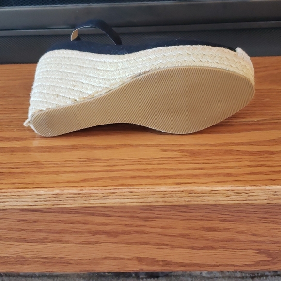 SODA Black Espadrilles - Picture 3 of 4